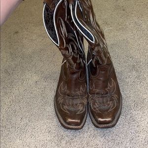 Ariat Cowboy boots